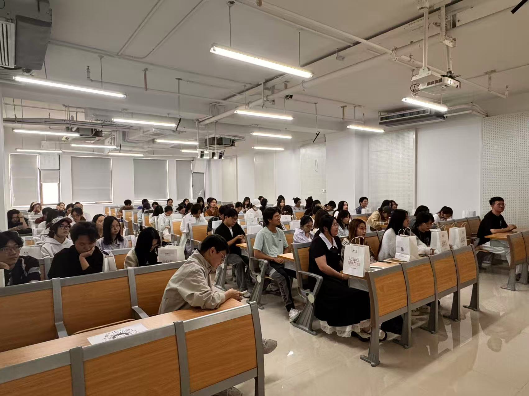 澳门彩票有限公司